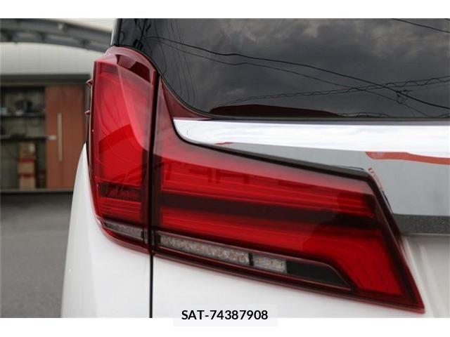 Toyota ALPHARD 2021-03 8523325-21
