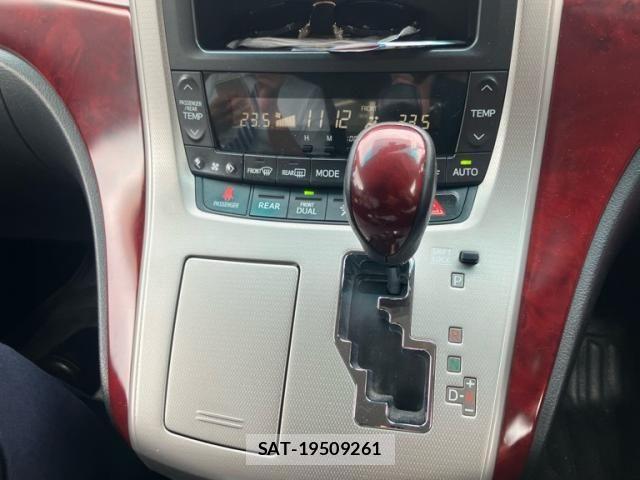 Toyota ALPHARD 2009-12 8523356-17