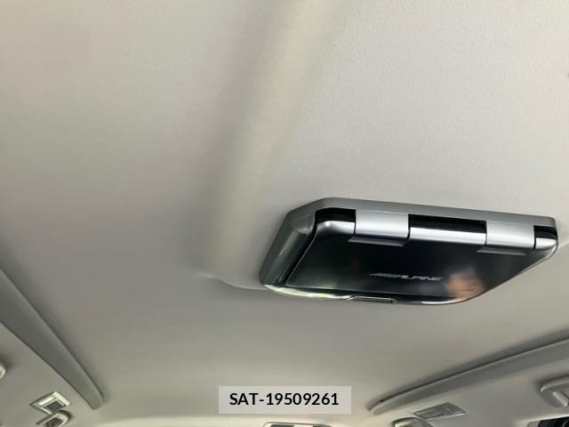 Toyota ALPHARD 2009-12 8523356-21