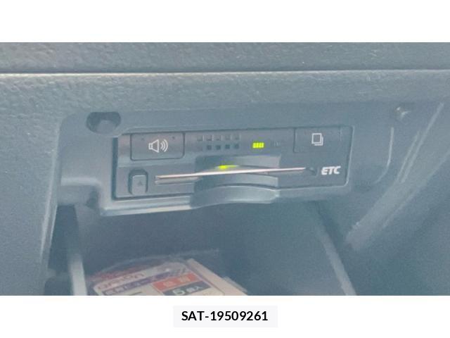 Toyota ALPHARD 2009-12 8523356-22