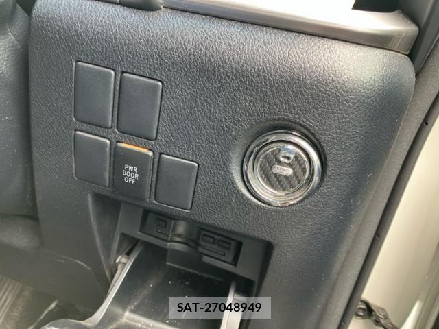Toyota ALPHARD 2015-03 8523336-20