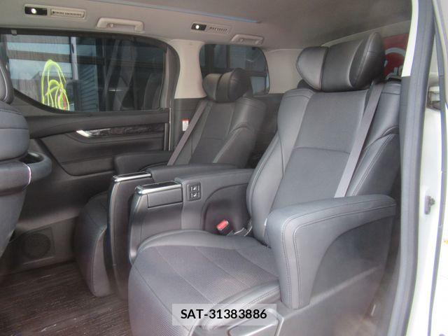 Toyota ALPHARD 2019-07 8523316-7