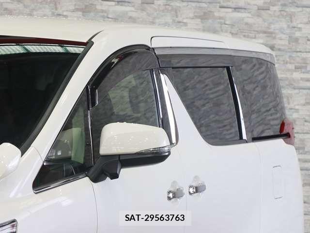 Toyota ALPHARD 2019-05 8523327-17