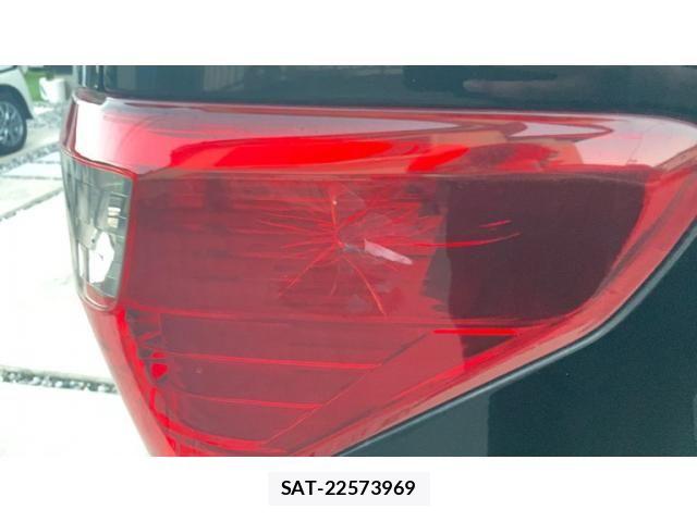 Toyota ALPHARD 2013-04 8523348-25