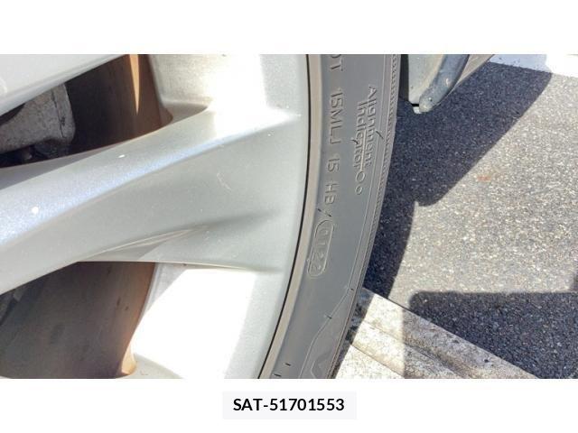 Toyota ALPHARD 2012-04 8523350-6
