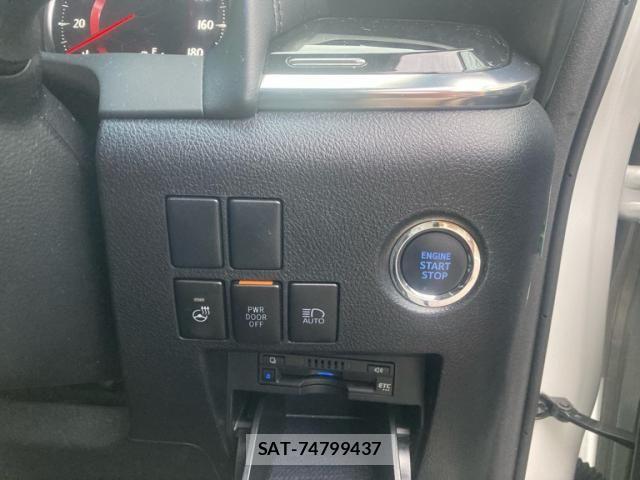 Toyota ALPHARD 2022-04 8523295-17