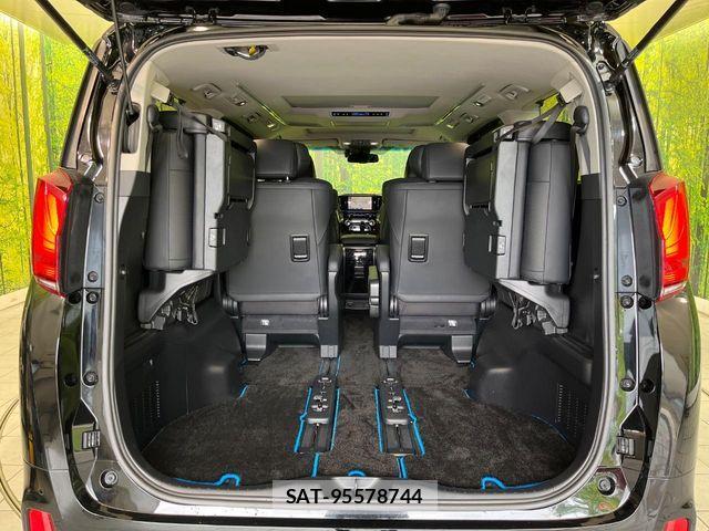 Toyota ALPHARD 2022-11 8523294-11