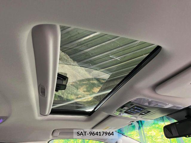 Toyota ALPHARD 2019-04 8523306-3