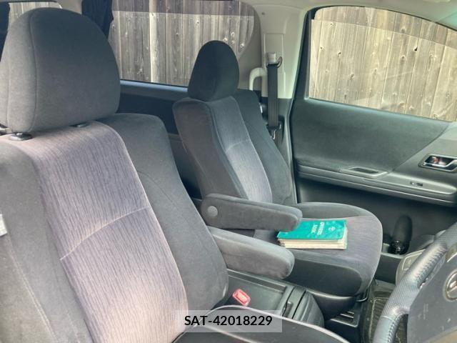 Toyota ALPHARD 2013-09 8523352-14
