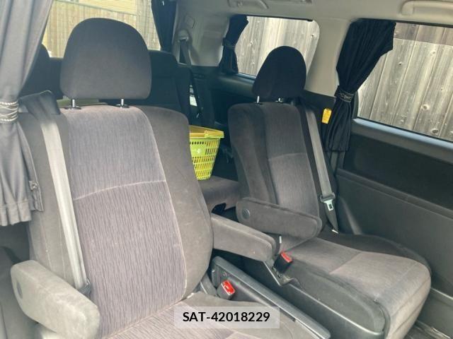 Toyota ALPHARD 2013-09 8523352-15