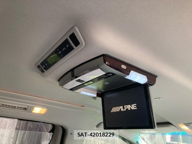 Toyota ALPHARD 2013-09 8523352-16