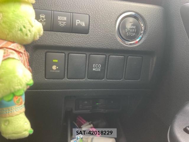 Toyota ALPHARD 2013-09 8523352-19