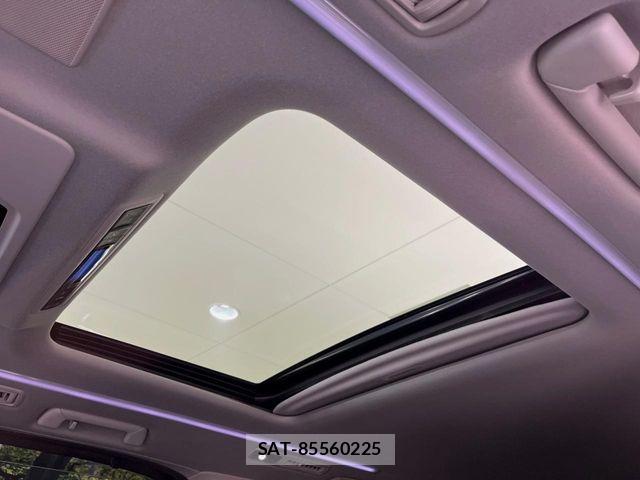 Toyota ALPHARD 2023-01 8523287-2