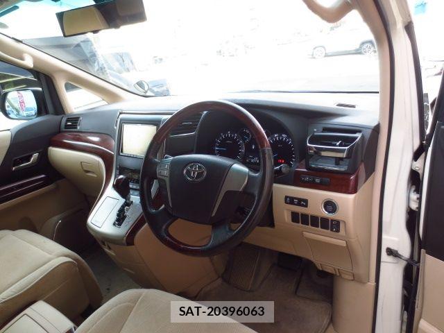 Toyota ALPHARD 2011-09 8523346-1