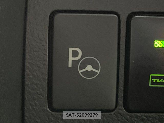 Toyota ALPHARD 2020-04 8523297-10