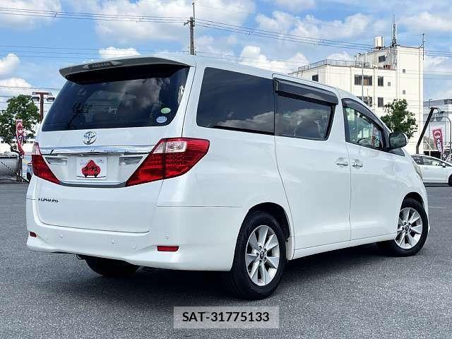 Toyota ALPHARD 2012-07 8523349-2