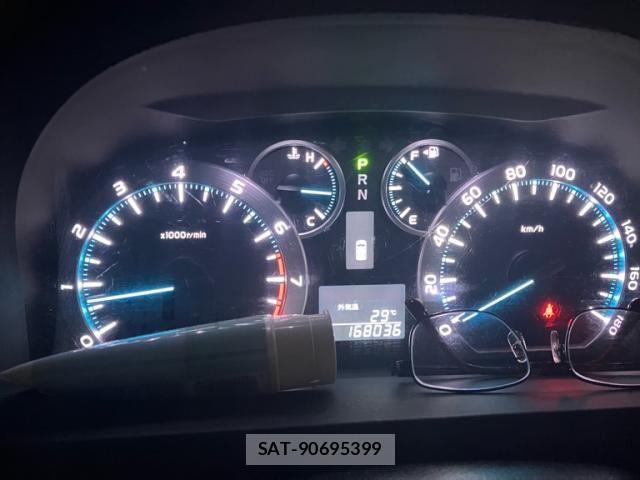 Toyota ALPHARD 2009-11 8561048-20