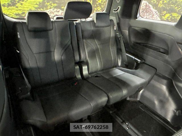 Toyota ALPHARD 2024-12 8560993-9