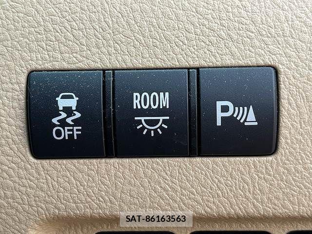 Toyota ALPHARD 2008-06 8561040-19
