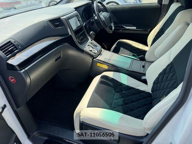 Toyota ALPHARD 2014-04 8561033-21