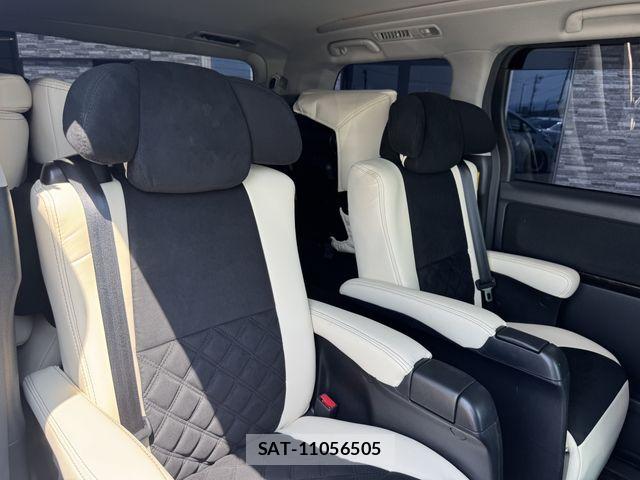 Toyota ALPHARD 2014-04 8561033-23