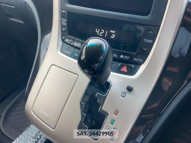 Toyota ALPHARD 2014-01 8561039-19