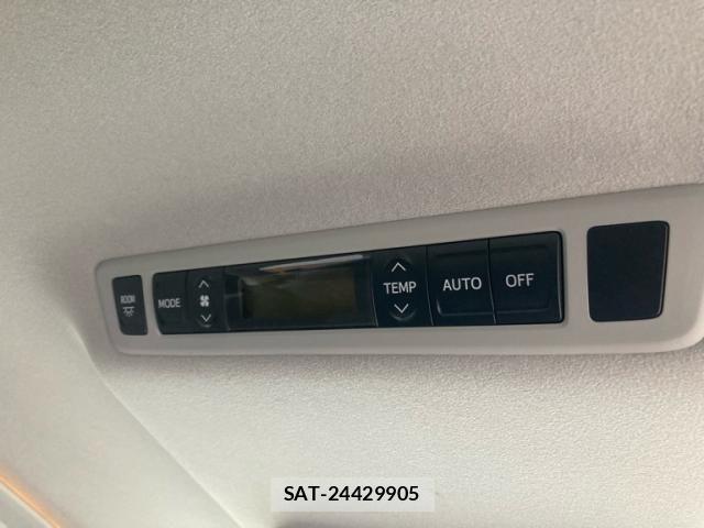Toyota ALPHARD 2014-01 8561039-21