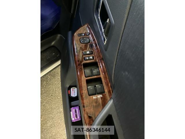 Toyota ALPHARD 2010-06 8561043-11