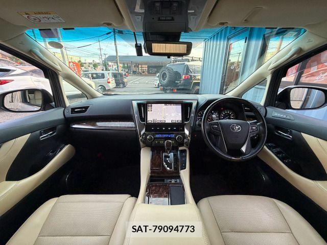 Toyota ALPHARD 2018-10 8561031-2