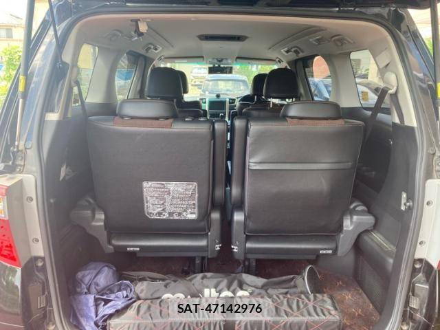 Toyota ALPHARD 2014-01 8561037-15