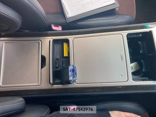Toyota ALPHARD 2014-01 8561037-18