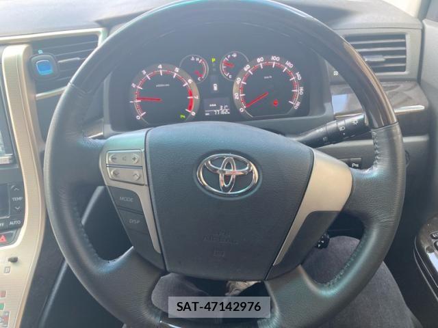 Toyota ALPHARD 2014-01 8561037-21