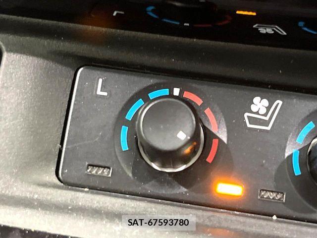Toyota ALPHARD 2019-09 8561008-7