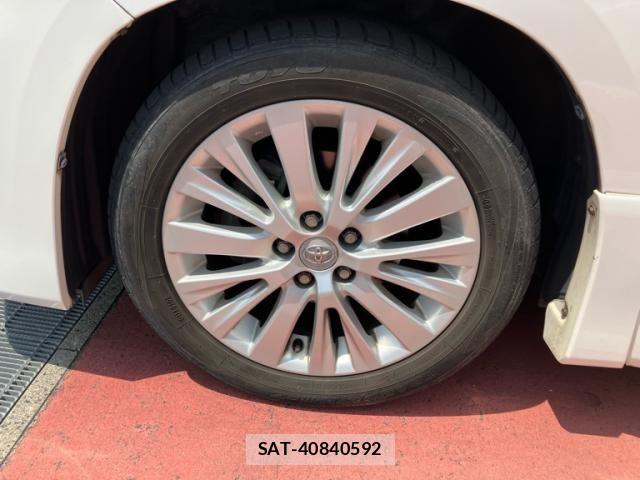 Toyota ALPHARD 2012-07 8561042-9