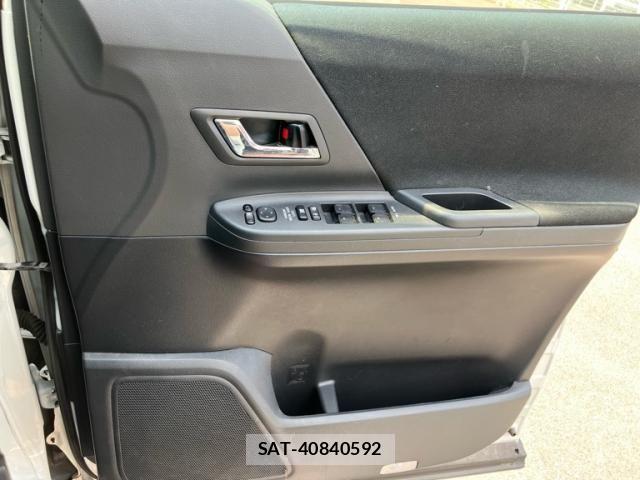 Toyota ALPHARD 2012-07 8561042-23