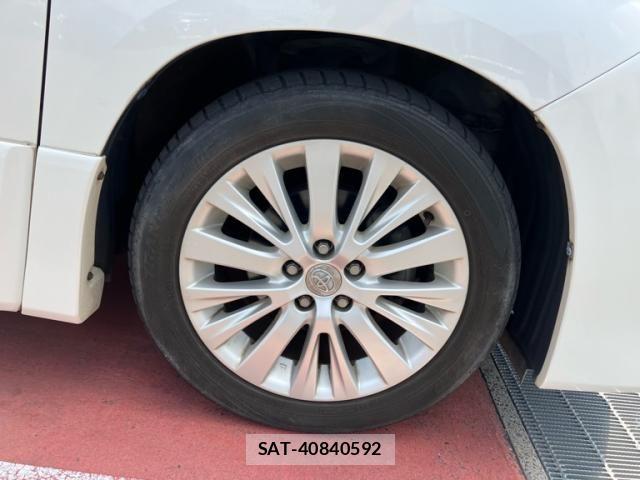Toyota ALPHARD 2012-07 8561042-6