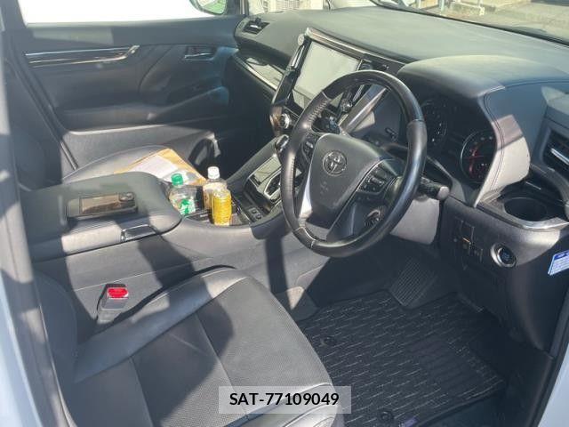 Toyota ALPHARD 2019-08 8561013-1