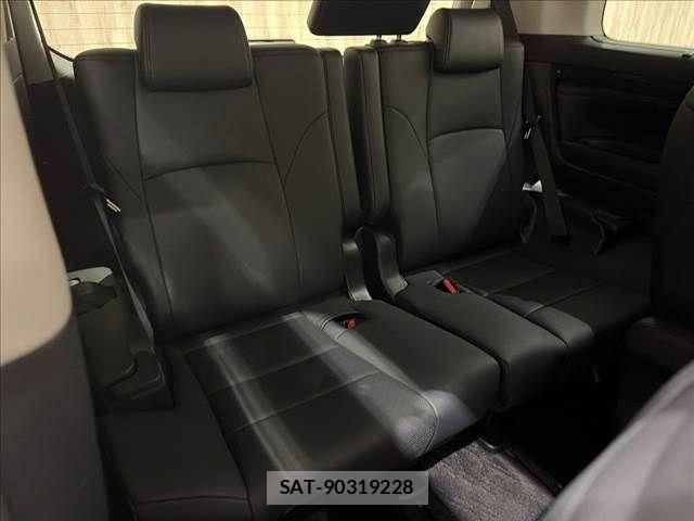 Toyota ALPHARD 2019-09 8561027-11