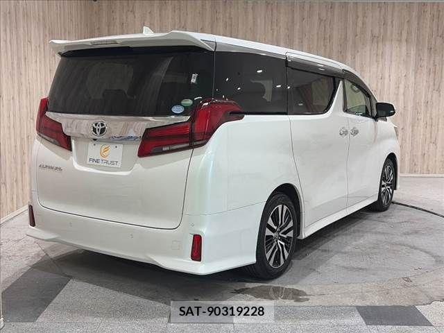 Toyota ALPHARD 2019-09 8561027-20
