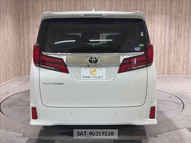 Toyota ALPHARD 2019-09 8561027-21