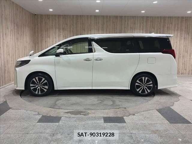 Toyota ALPHARD 2019-09 8561027-23