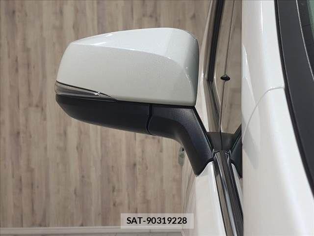 Toyota ALPHARD 2019-09 8561027-28