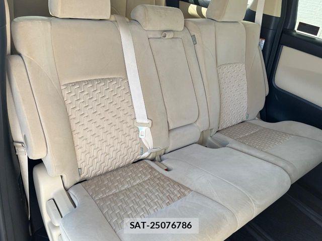 Toyota ALPHARD 2015-01 8561028-11