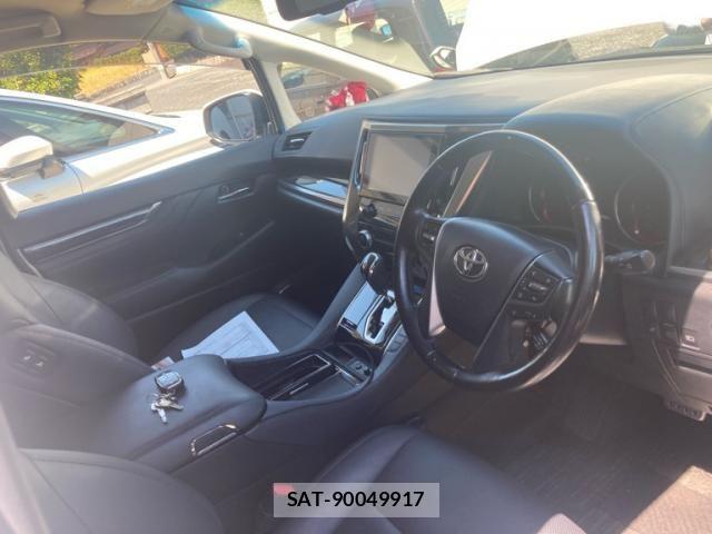 Toyota ALPHARD 2020-04 8561029-11