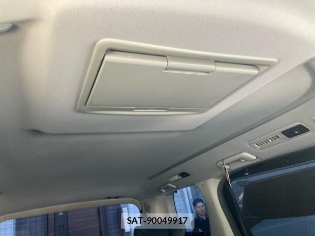 Toyota ALPHARD 2020-04 8561029-24