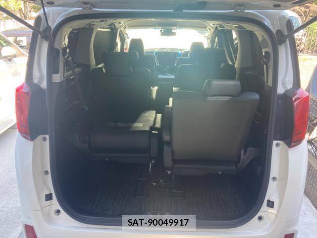 Toyota ALPHARD 2020-04 8561029-6
