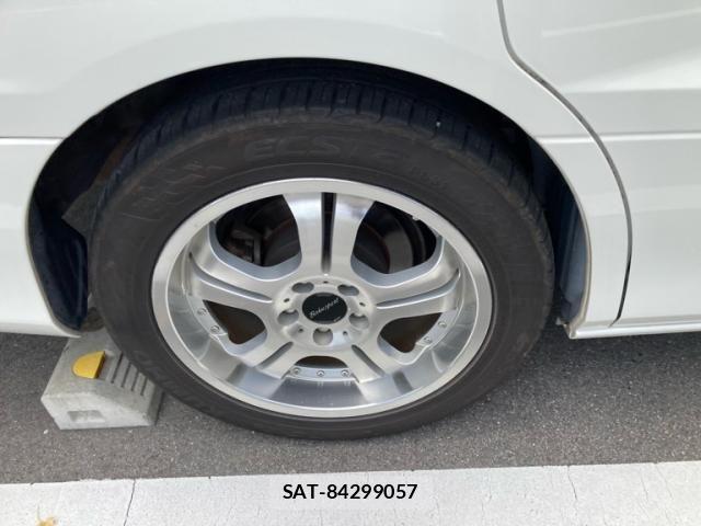 Toyota ALPHARD 2005-03 8561047-3