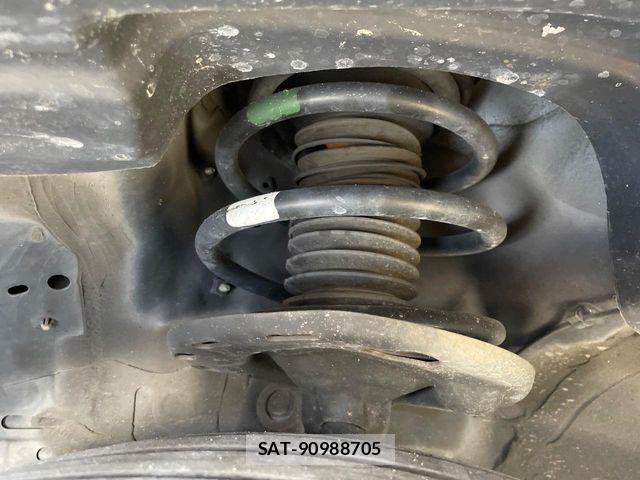 Toyota ALPHARD 2014-11 8561035-19