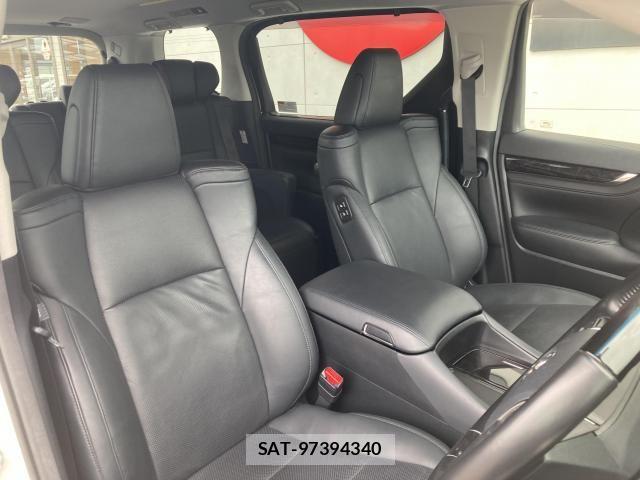 Toyota ALPHARD 2019-07 8561011-21