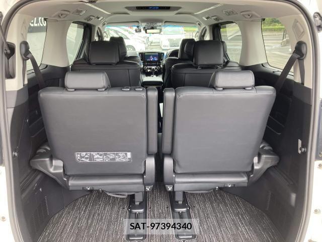Toyota ALPHARD 2019-07 8561011-28